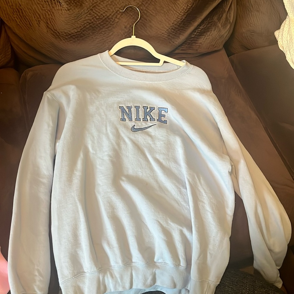Nike vintage crew neck sweatshirt